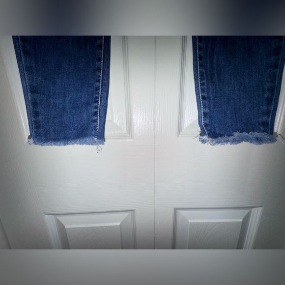 Cello brand Distressed ankle Jeans. Size 1 VGUC - Picture 3 of 14